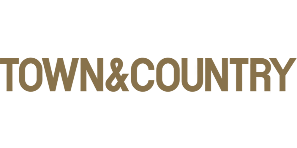town and country logo